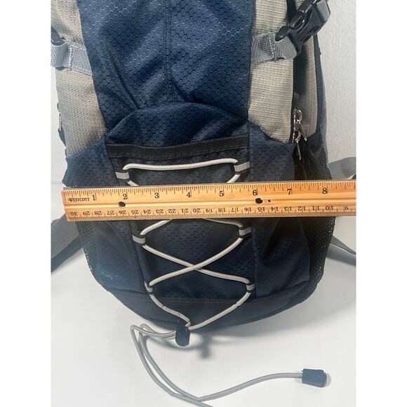 Wenzel Air Channel Blue/Gray Hiking Camping Backpack 16 x 8 x 4 - Picture 10 of 16